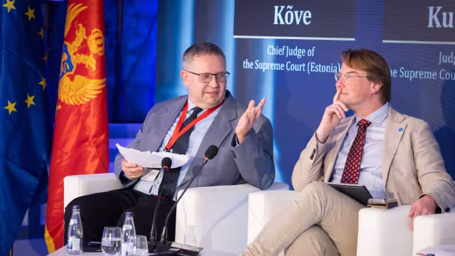 Riigikohtu esimees Villu Kõve osales konverentsil toimunud paneelarutelus